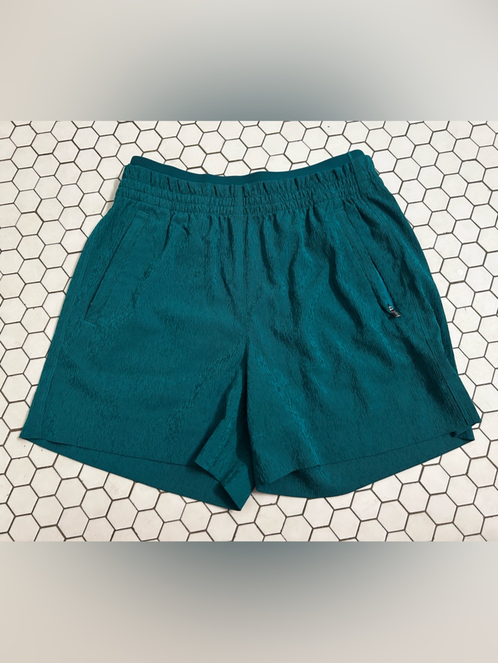 NWOT Athleta Teal Athletic Elastic-Waist Shorts